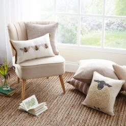 Bees Rectangular Cushion -Home Decoration 30413726 alt05