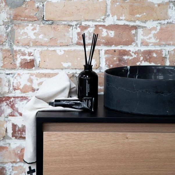 The Aromatherapy Co Therapy Mandarin, Mint & Basil Kitchen Diffuser 4 The Aromatherapy Co Therapy Mandarin, Mint & Basil Kitchen Diffuser - Image 2