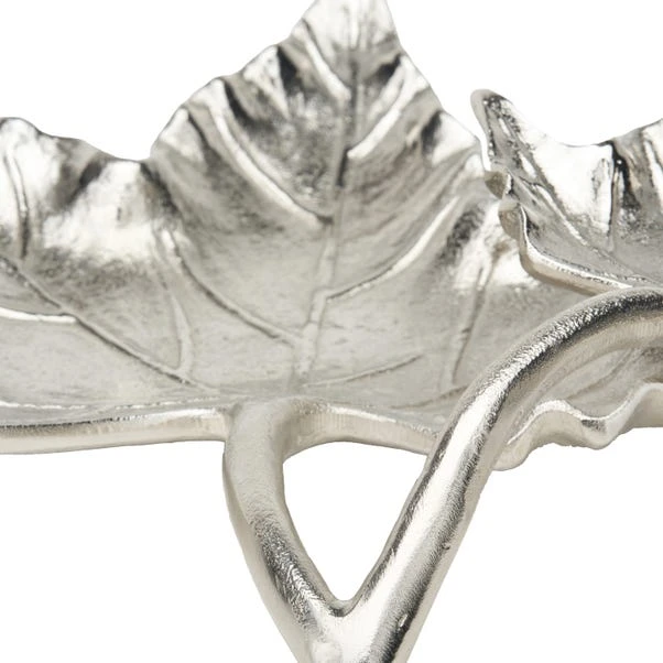 Metal Dual Oak Leaf Bowl 7 Metal Dual Oak Leaf Bowl - Image 5