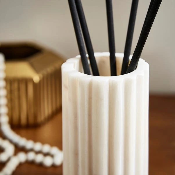 Silk Floral Ribbed Marble Diffuser 4 Silk Floral Ribbed Marble Diffuser - Image 2