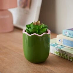 Artificial Succculent In Scalloped Ceramic Plant Pot -Home Decoration 30944942