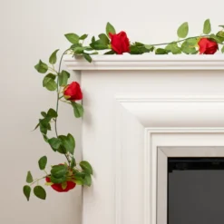 Artificial Rose & Bud Garland -Home Decoration 30975083
